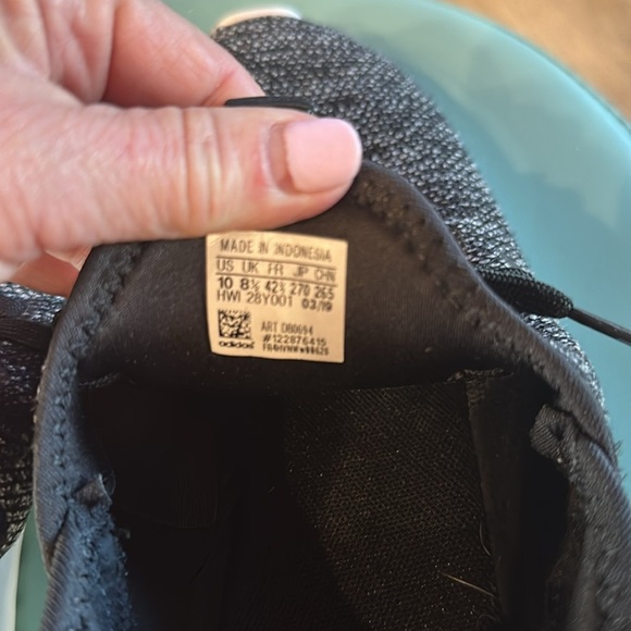 Adidas Cloud sneakers, white and black Size 10 - Picture 5 of 7